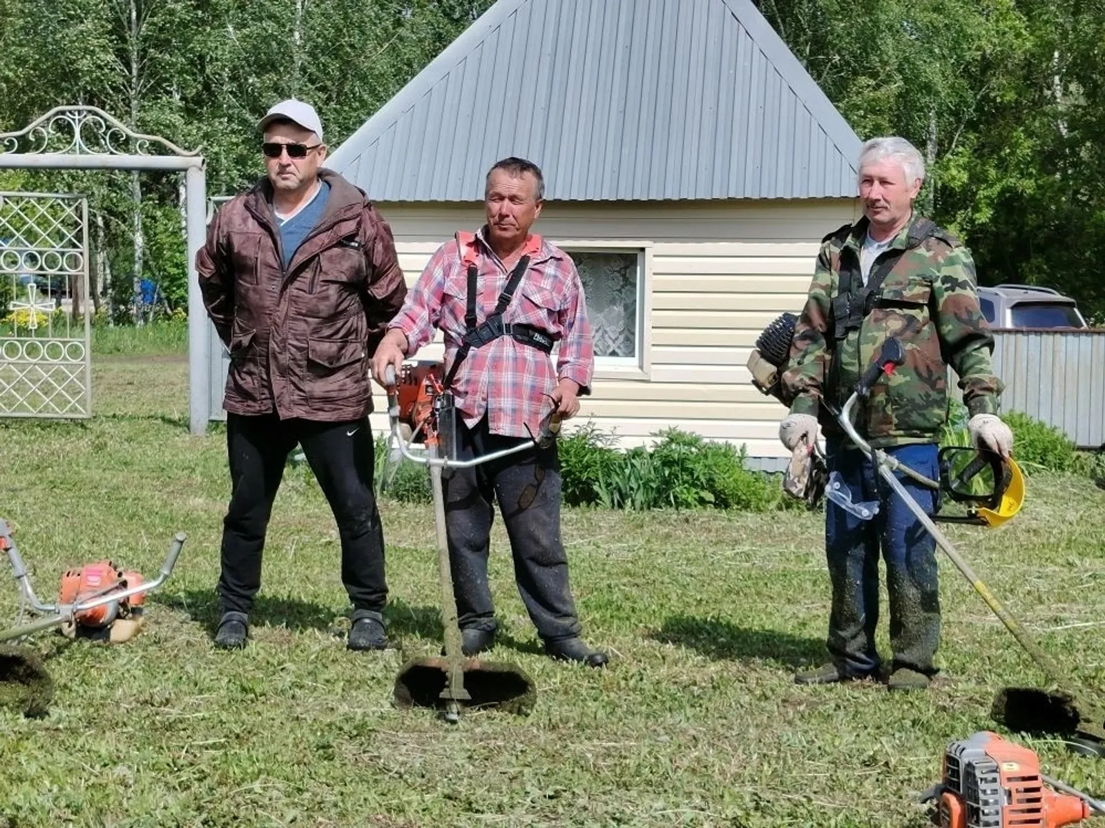 Çирĕклĕ ял тӑрӑхӗнче Çимĕк умĕн масарсене тасатнă