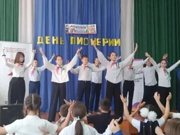 Майăн 19-мӗшӗ — Раҫҫейри ача-пӑча общество организацийӗсен кунӗ