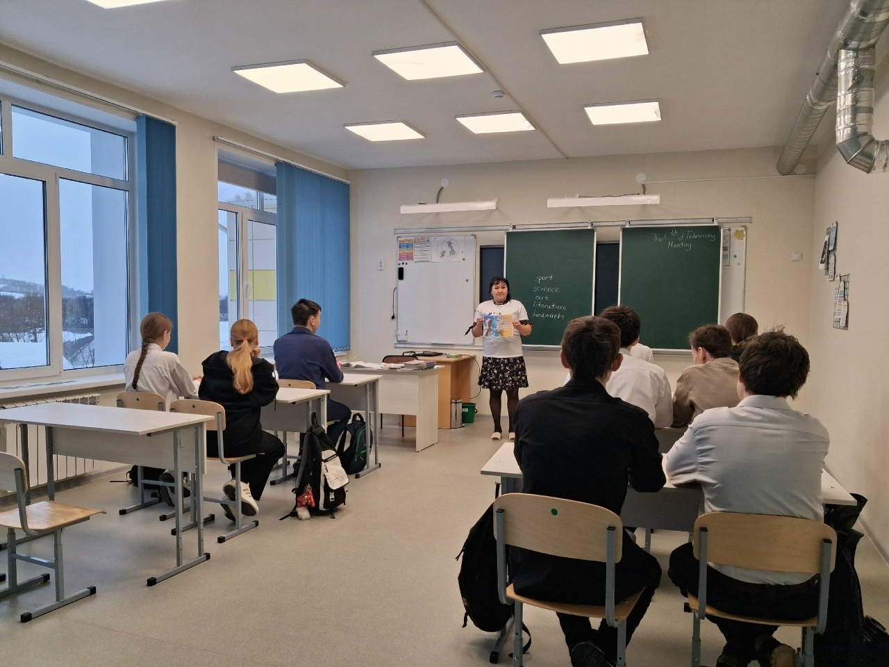 Усак-Кичури вăтам шкулта «Наркотиксене «Çук!» тесе кала» лекци ирттернĕ