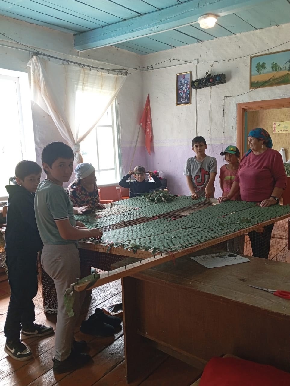 Йăлпăлаксем пурте фронта пулӑшаҫҫӗ - ватти-вӗтти таран