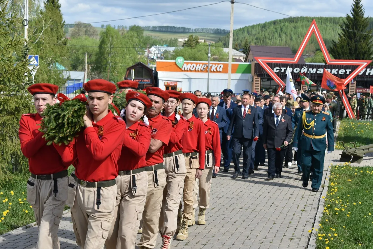 Пишпÿлек районӗнче Ҫӗнтерӳ кунне уявланă