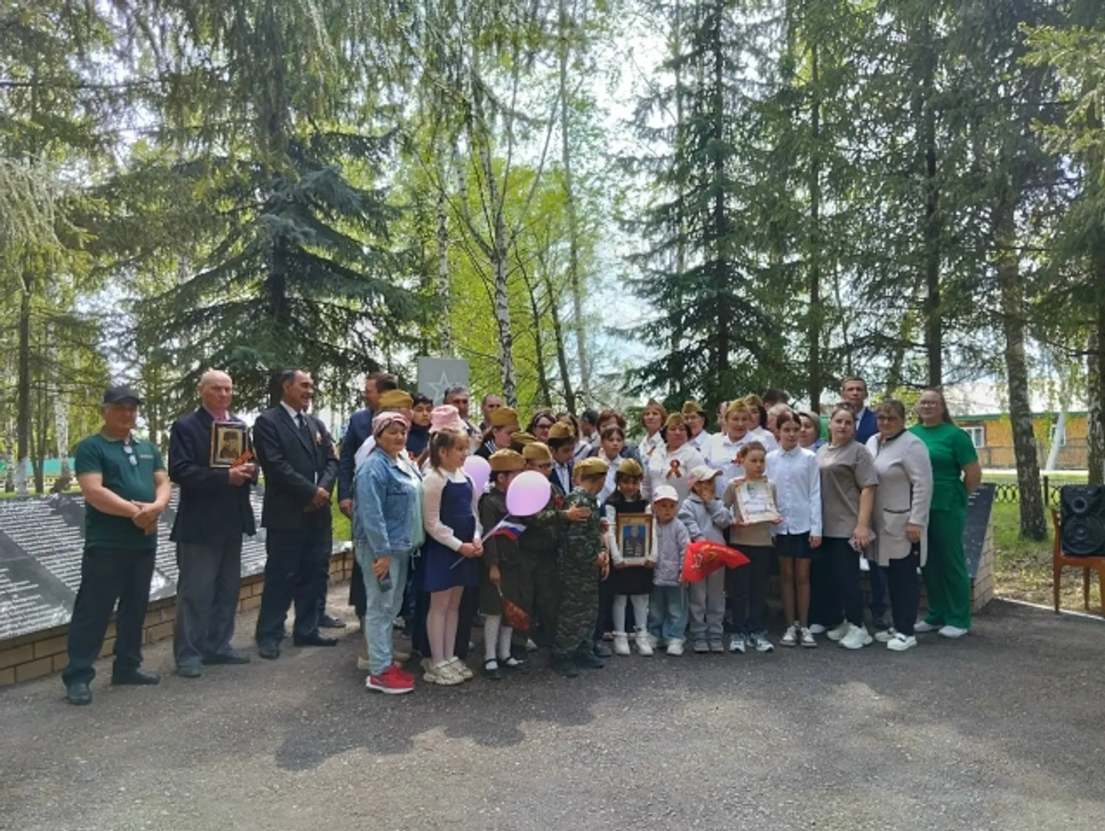 Йăлпăлакра Ҫӗнтерӳ кунне уявлассине халалланӑ митинг иртнӗ