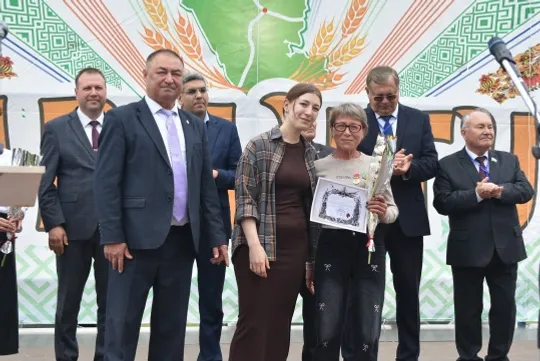 «Сакура» волонтерсене ҫар чаҫӗн командованийӗнчен наградӑсем панă