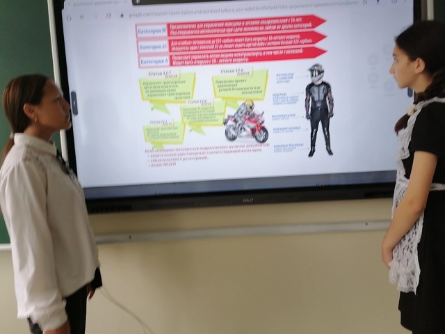 Мопед пурнӑҫшӑн хӑрушлăх кăларса тăратать