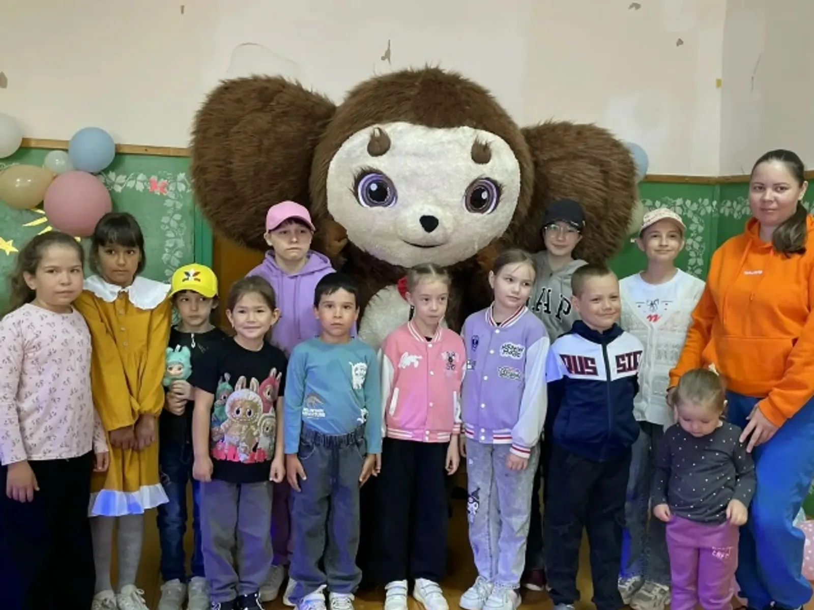 Михайловкӑри ачалӑхпа савӑнӑҫ уявӗ!