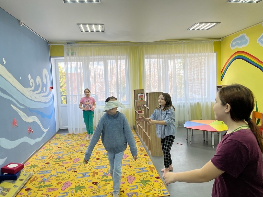 Ситекпуçĕнчи библиотекӑра халӑх вӑййисен программи пулнă