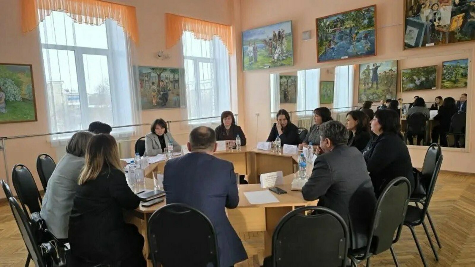 Ҫутӑ кадрсем - яла: Сибайра ял культурине пулӑшассине сӳтсе явнӑ