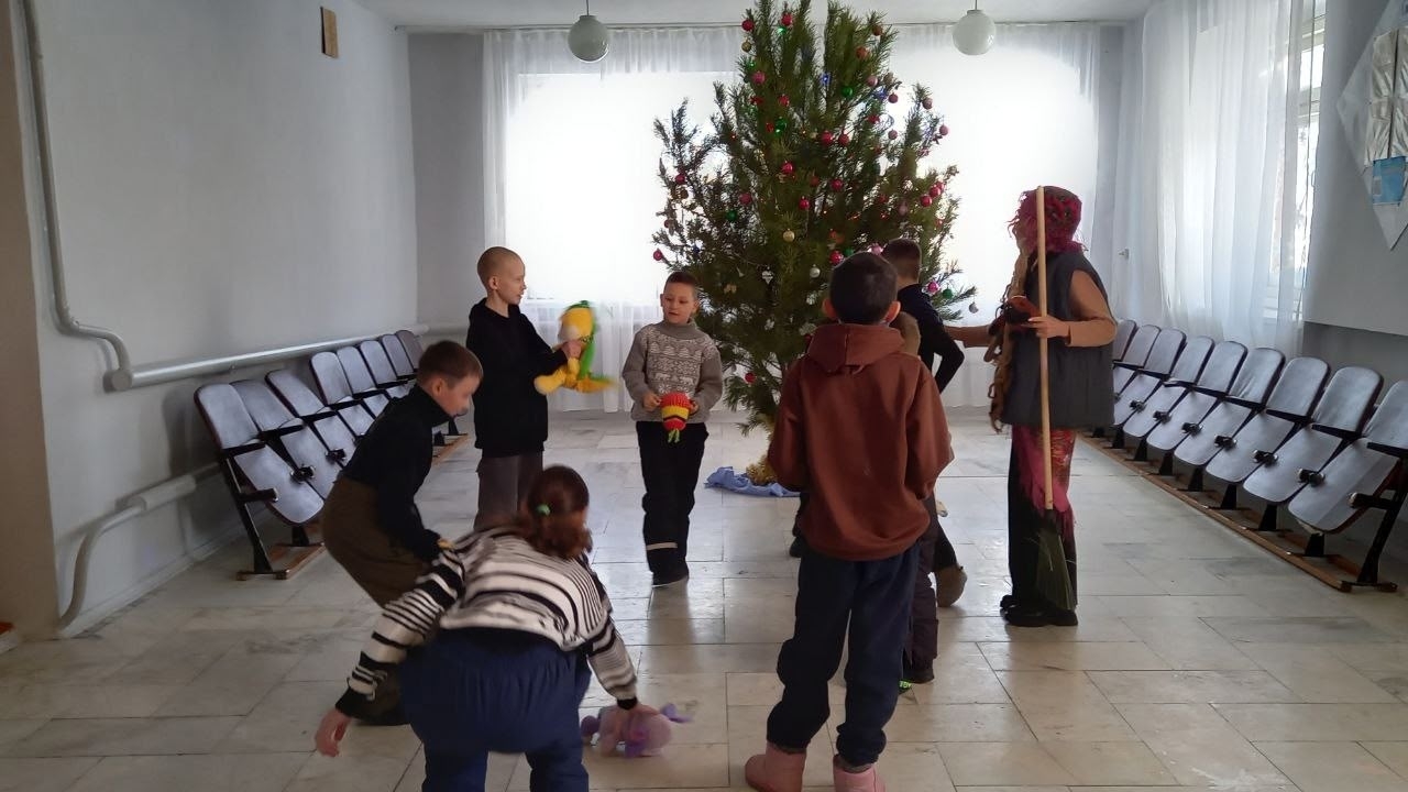 Çирĕклĕ клубӗнче Раштав вӑййисем иртнӗ