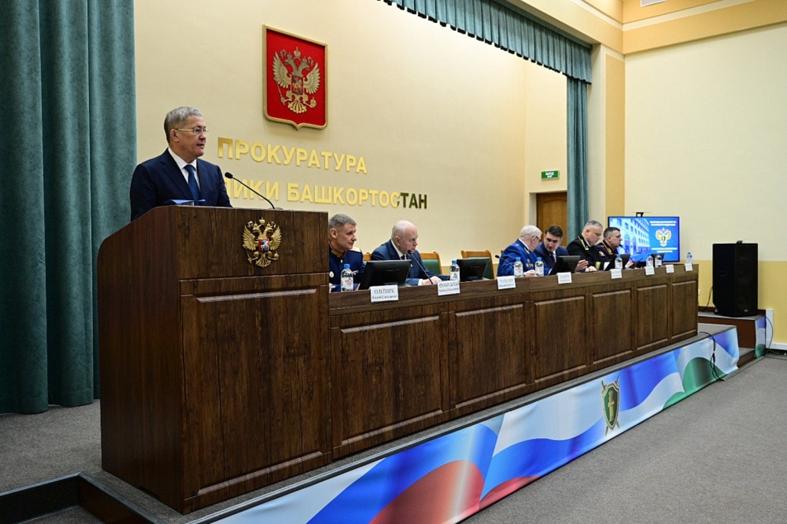 Хабиров: Пушкӑрт прокуратури саккунлӑхӑн тӗп гаранчӗн статусне ҫирӗплетнӗ