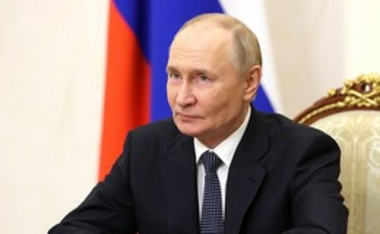 Путин Раҫҫей ҫыннисене Ял хуҫалӑх ӗҫченӗсен кунӗпе саламланӑ