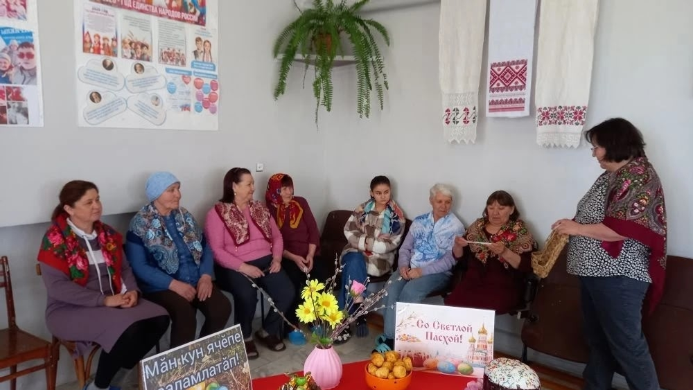 Çирĕклĕ клубĕнче «Мӑнкун — ҫемьери ҫутӑ уяв» пӗлӳпе вӑйӑ программи иртнӗ