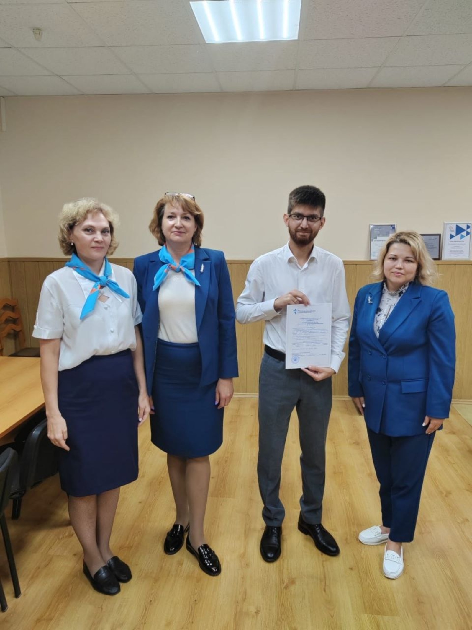 Пушкӑртри СВО ветеранӗ професси пӗлӗвӗ илме сертификат илнӗ