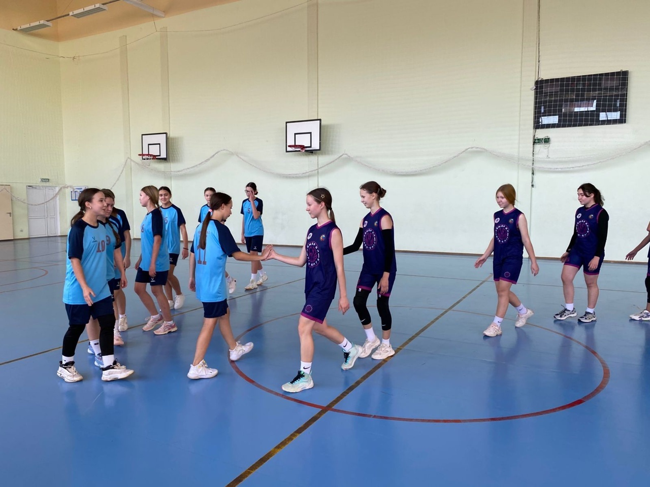 «Парус» спорт шкулĕнче баскетбол енӗпе район турнирӗ иртнӗ