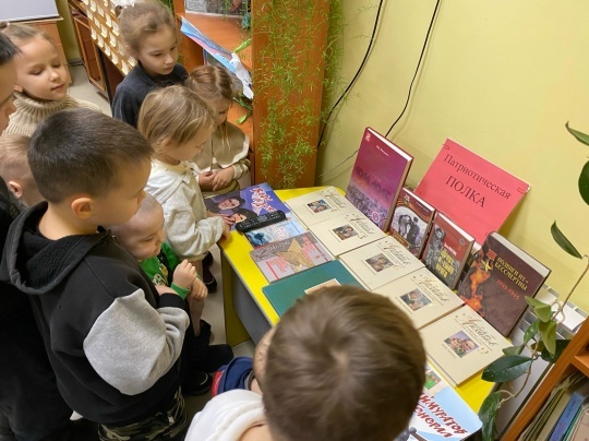 Хушăлкари ял библиотеки ача сачĕн ачисем валли куравсем йĕркеленĕ