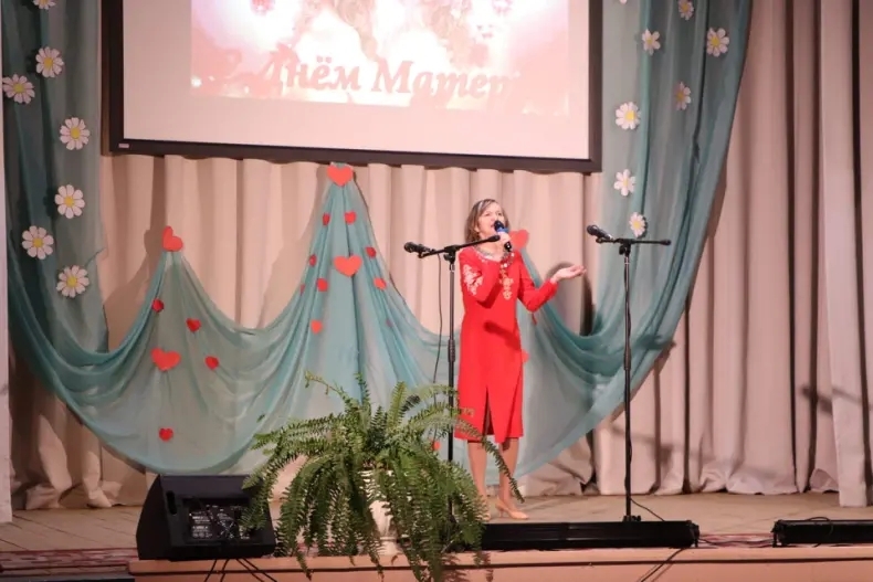 Ситекпуçĕнчи Культура çуртĕнче Анне кунне халалланӑ уяв концерчӗ иртнĕ