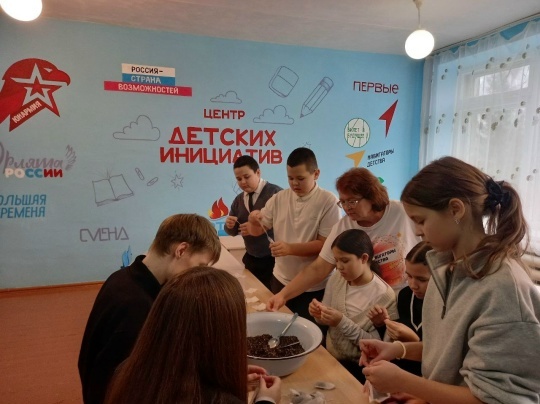 Пӗрремӗшсем пулӑшаҫҫӗ