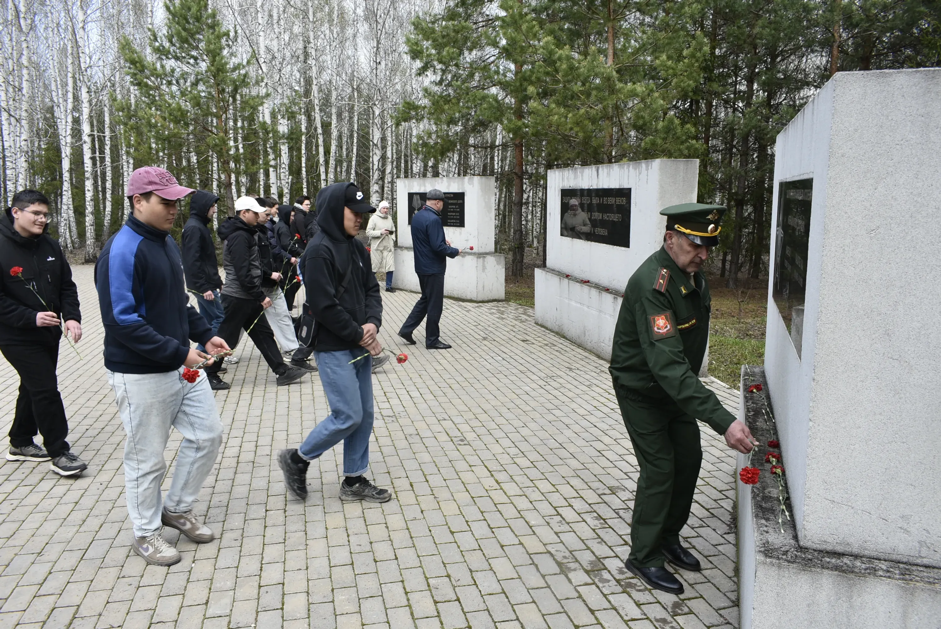Призывник вӑл - тӗрек, герой тата хӳтӗлевҫӗ!