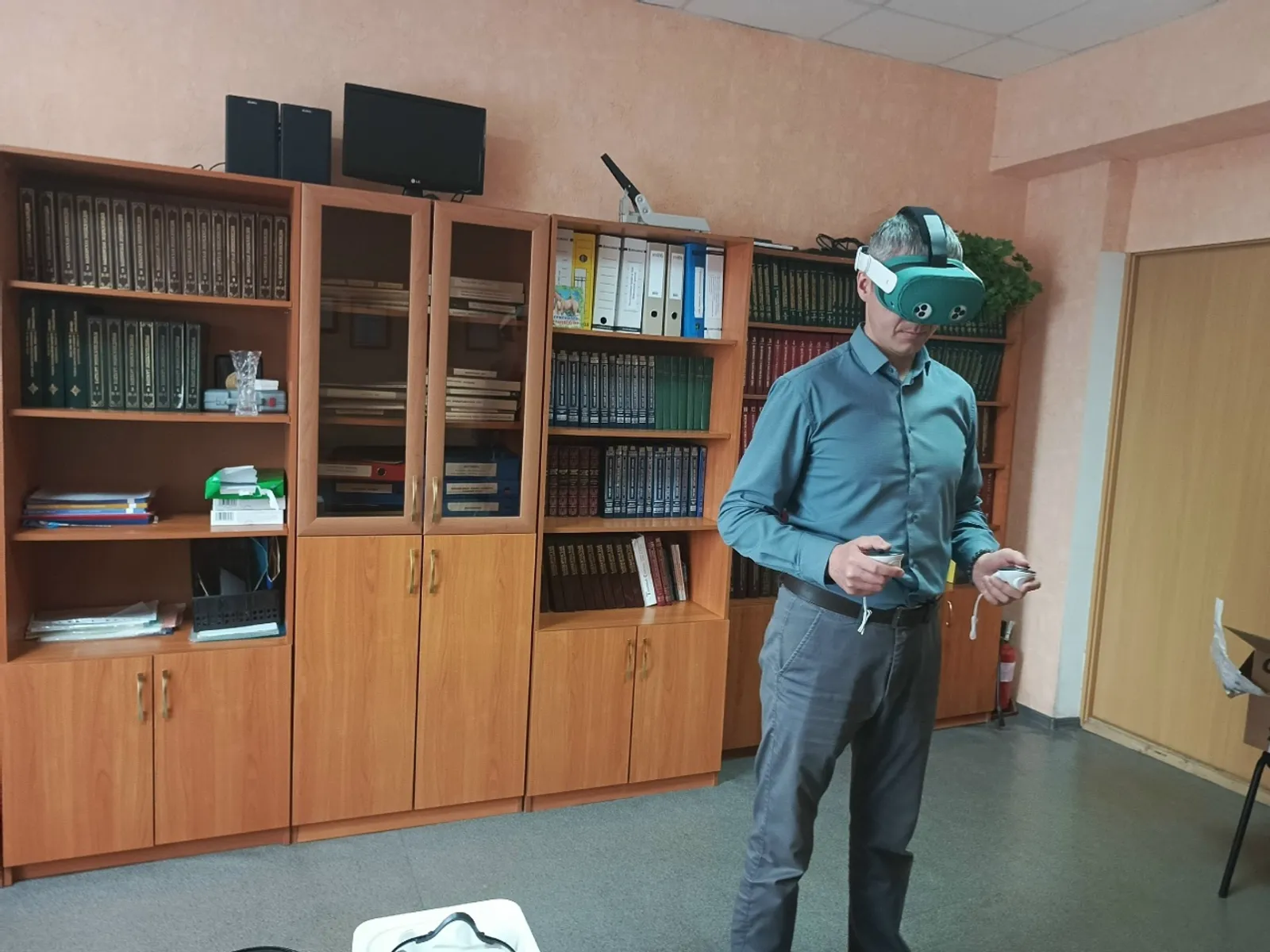 Пишпÿлек библиотекинче виртуаллӑ чӑнлӑха портал уҫнӑ