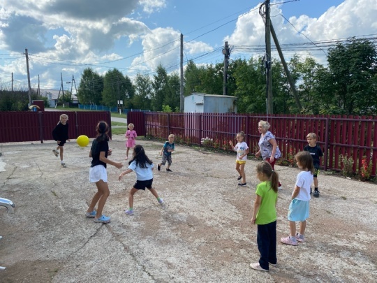 Хушăлкари ял библиотекинче Физкультурниксен кунне халалланă кун иртнĕ