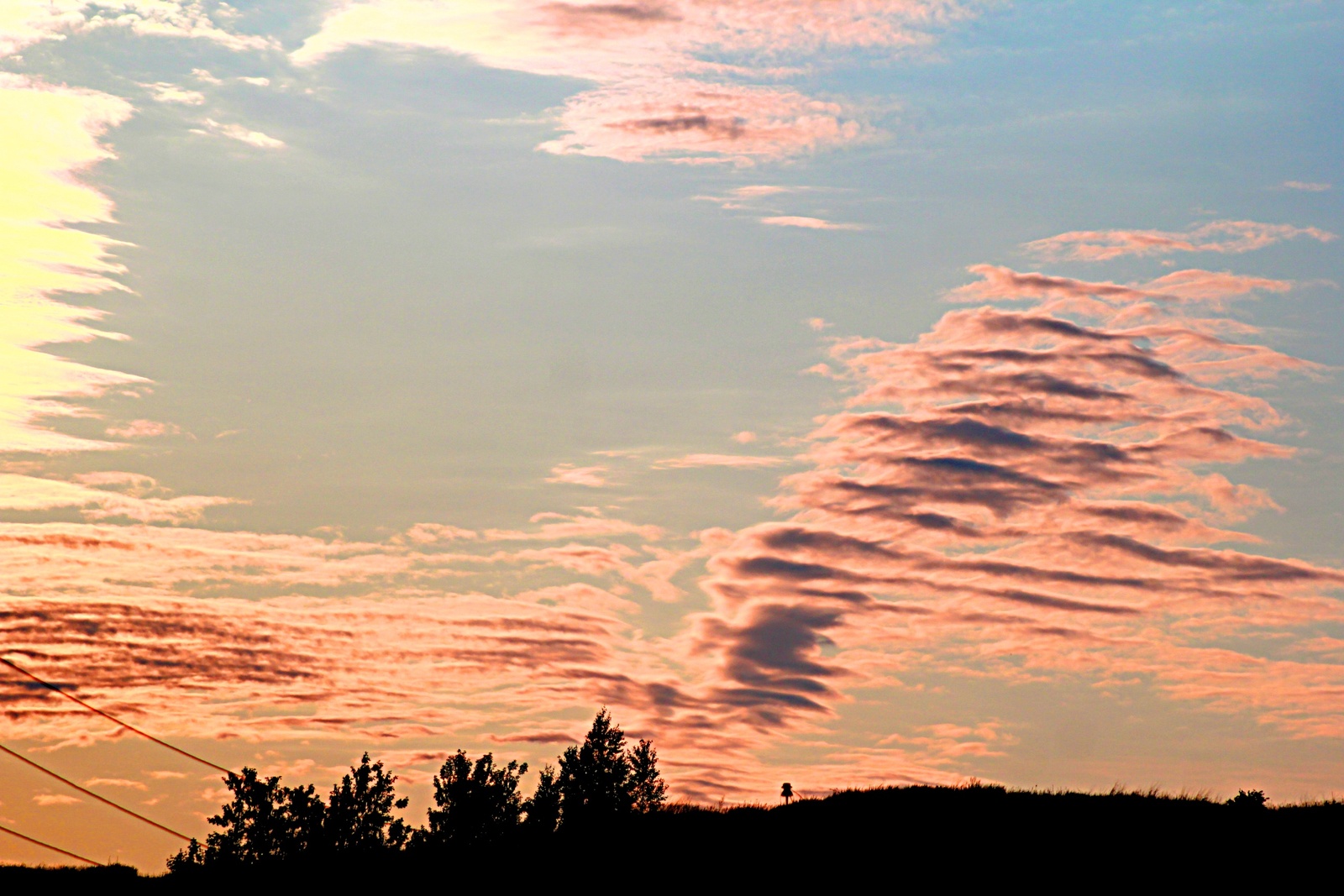 Чарӑнса тӑр пӗр саманта...