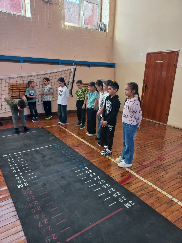 Шкулта кӑнтӑрлахи лагерь ĕçлеме тытăннă