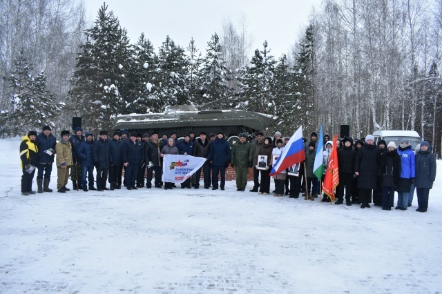 Пишпӳлекре интернационалист салтаксене асӑннă