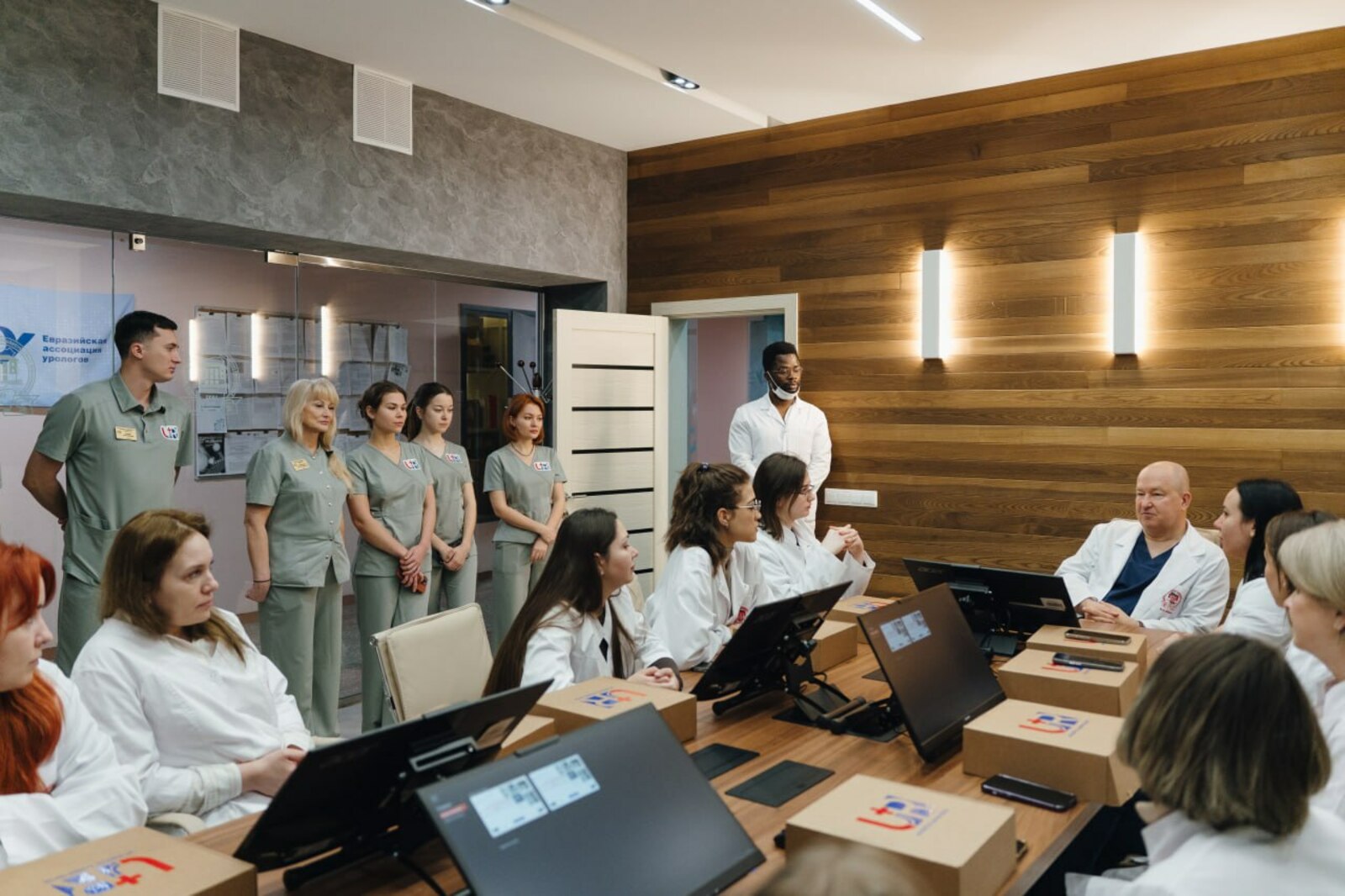 В Межвузовском кампусе Уфы запустили спецкурс для операционных медсестĕр