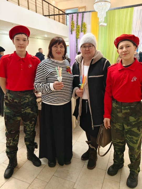 Пӗтӗм Раҫҫейри «Сире, юратнисем!» акци