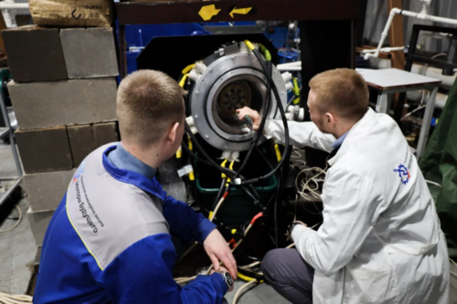 Вуз Межвузовского кампуса испытывает стартер-генератор для авиадвигателя ПД-35