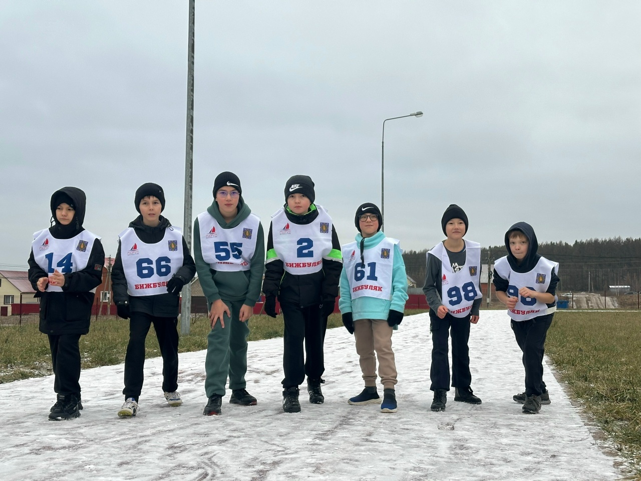 Пишпÿлекре çӑмӑл атлетика кросӗпе вӗренӳ учрежденийӗсем хушшинче ӑмӑрту иртнӗ