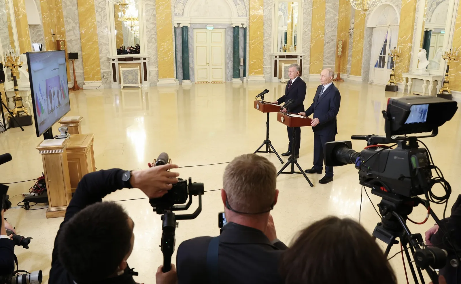 Путин: Узбекистанра РФ пулӑшнипе ядерлӑ индустри аталанать