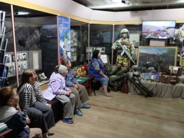 Ача-пӑча площадкинче ачасем куна интереслĕ ирттереççĕ