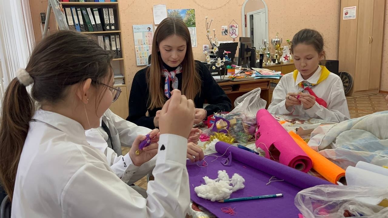 Аннесен кунӗ ячӗпе пӗрлехи ӗҫ кунĕ