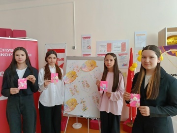 Ҫуркунне кашни ача аллинче