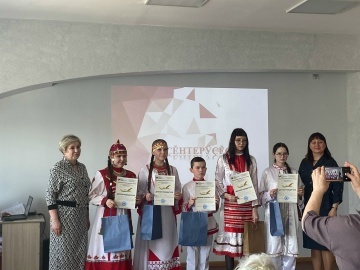 Республикӑри вулакансен конкурсӗнче ҫӗнтернĕ