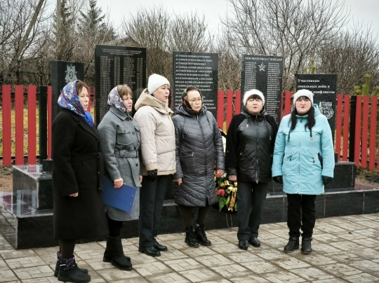 Кистенлĕпуçĕнче паттӑрсене чысланă ҫӗнетнӗ палӑк уçнă