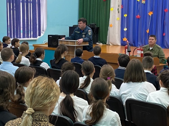 Пишпÿлекри 1-мӗш вăтам шкулта пĕлÿллĕ тĕлпулу иртнĕ