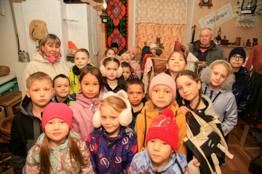 Шкул ачисем историе ҫул ҫӳрев тунă