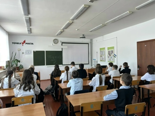 Шкулта «Ҫӳхе пӑр» темӑпа пӗрлехи инструктажсем иртнĕ