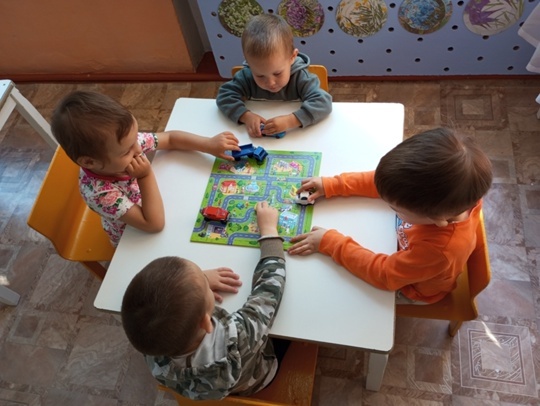 Ҫул-йӗр правилисемпе паллаштарас ӗҫ малалла пырать