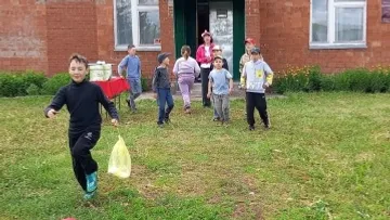 Ҫутӑ уяв «Телейлӗ ачалӑх!»
