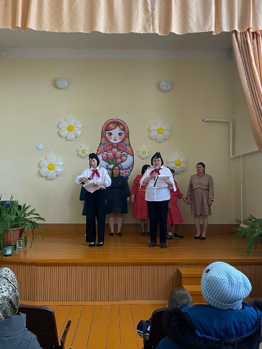 Çирĕклĕ клубĕнче Пӗтӗм тӗнчери хӗрарӑмсен кунне халалласа концерт пулнă