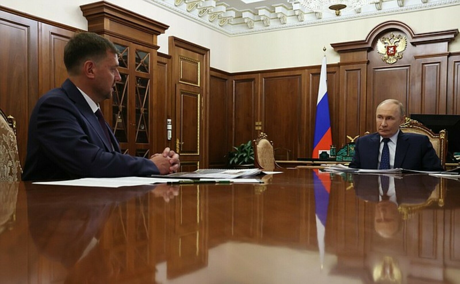 Владимир Путин Запорожье облаҫӗн губернаторĕпе  тӗл пулнӑ