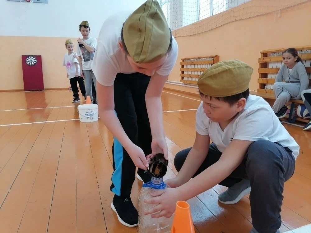 Демскинчи вăтам шкулта конкурспа вӑйӑ программи иртнĕ