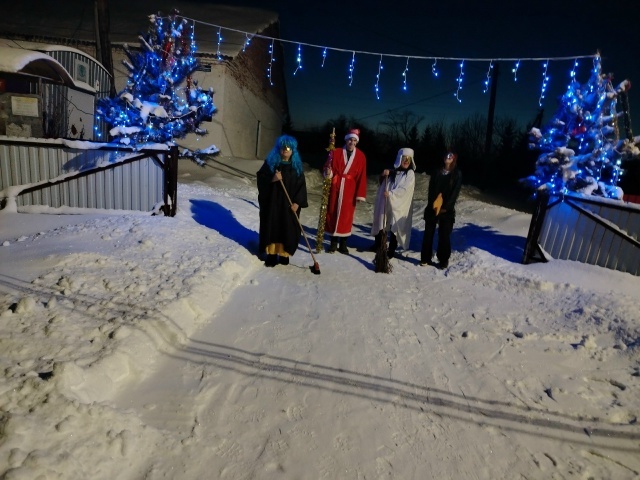 Раштав авалтанпах йӑласемпе пуян