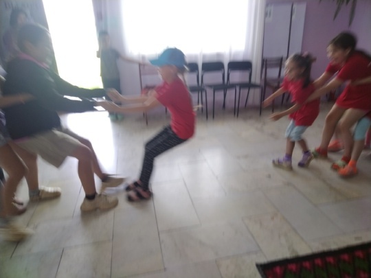 Çирĕклĕ клубӗнче «Асламӑш арчин вӑрттӑнлӑхӗсем» пĕлÿ программи иртнӗ