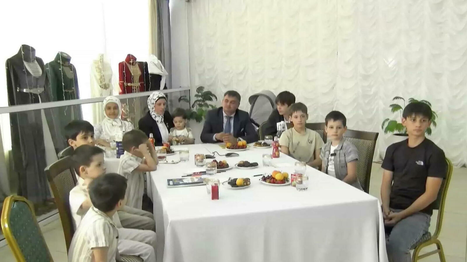 Путинпа калаçнă нумай ачаллӑ ҫемьене хваттер уҫҫи панӑ