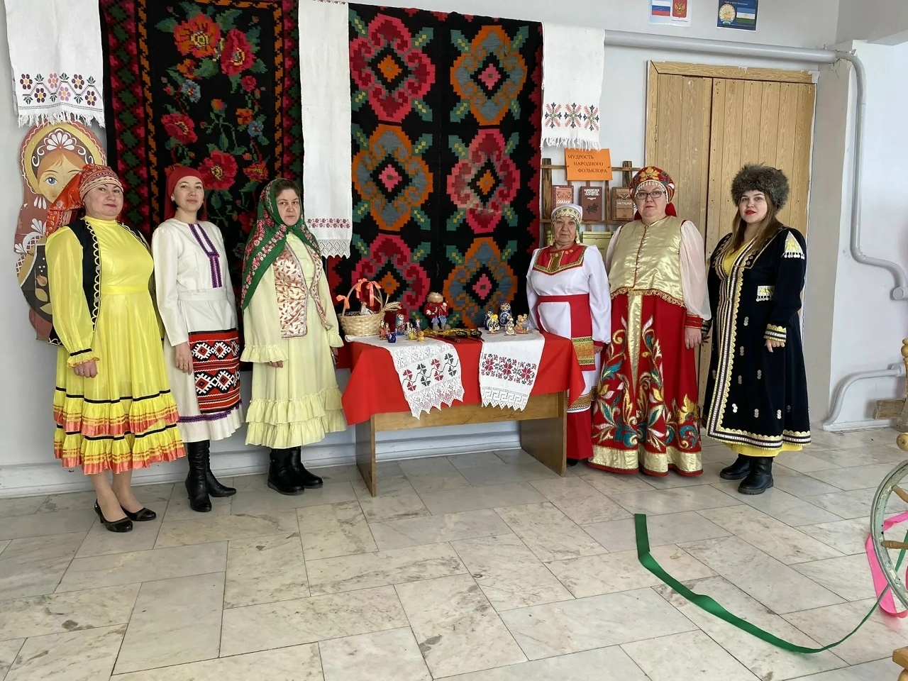 Çирĕклĕре «Пӗрлӗх чечекӗ» концертпа тематика программи иртнӗ