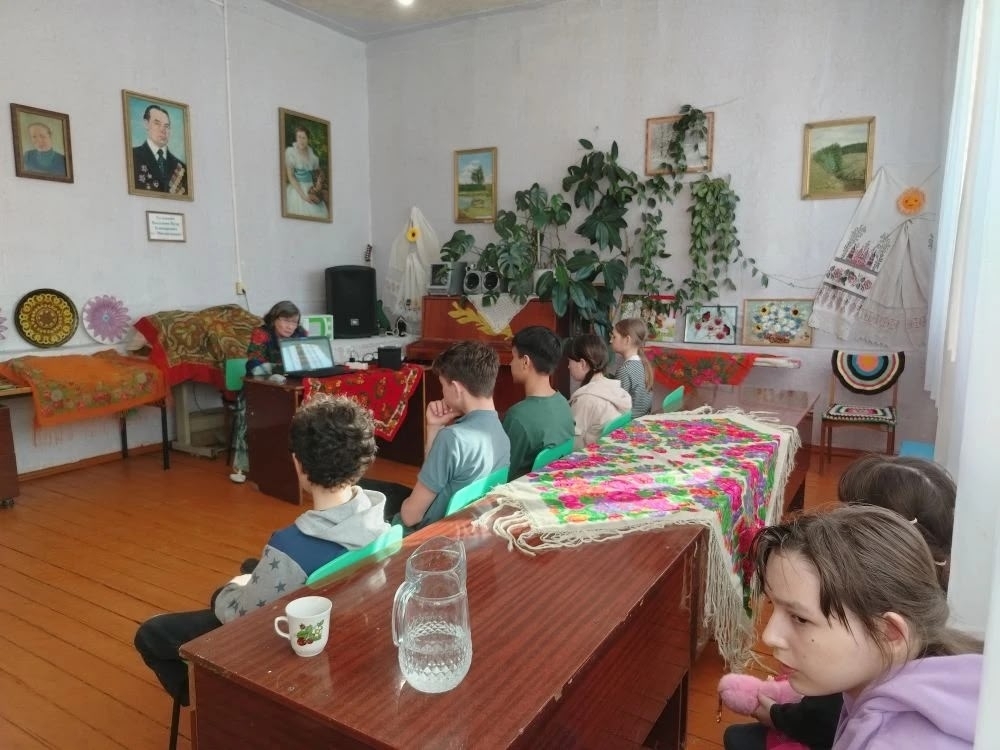 Вырӑс культурин фольклор ҫӑлкуҫӗсем