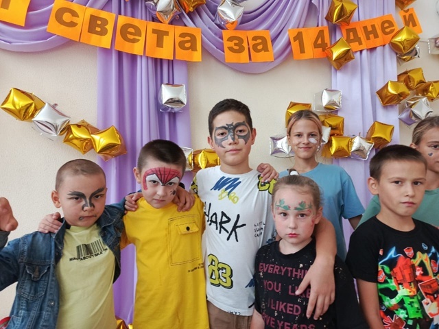 Ача-пӑча площадкинче Инди уявӗн атмосфери хуҫаланнӑ